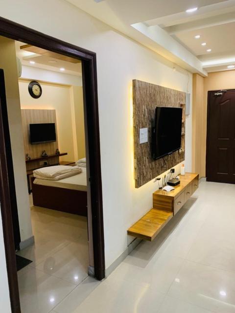 Vara Varanasi Exterior foto